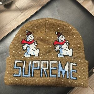 Supreme snowman hat